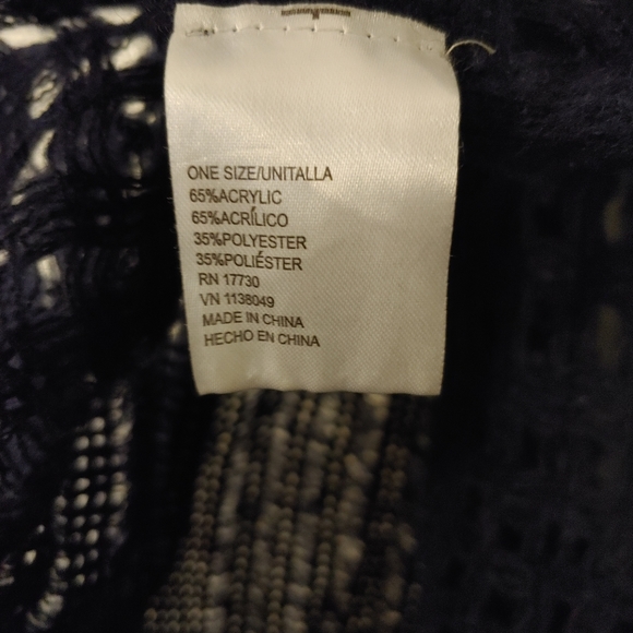 Frayed Scarf - Picture 2 of 2